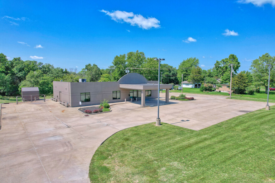 1040 N 18th St, Centerville, IA en venta - Foto del edificio - Imagen 1 de 14