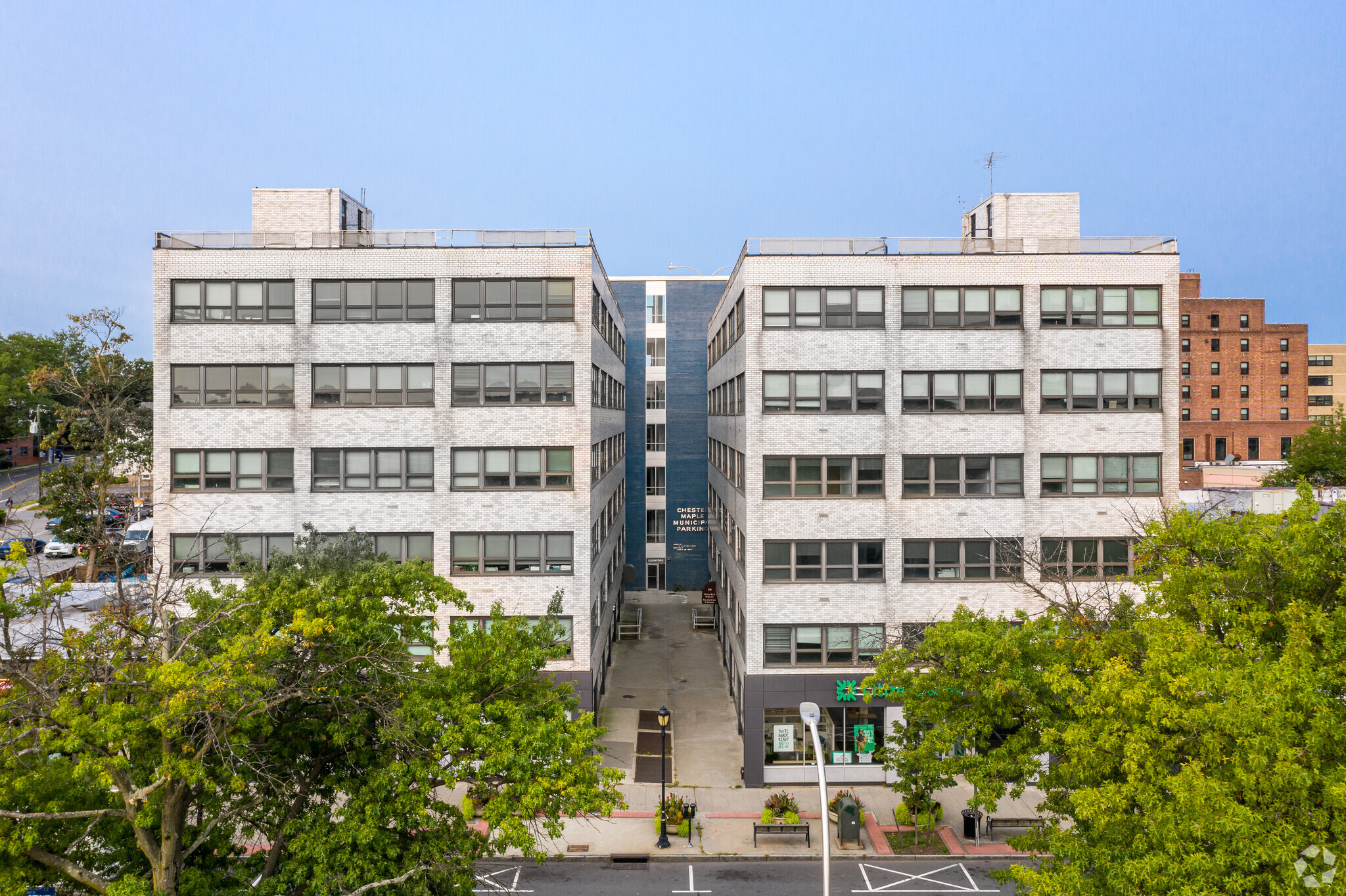 200 Mamaroneck Ave, White Plains, NY en alquiler Foto del edificio- Imagen 1 de 37