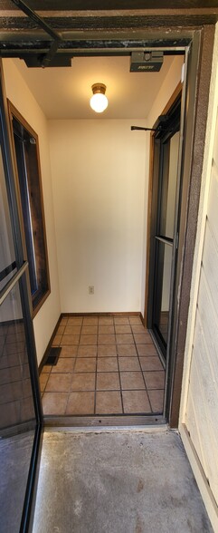 813 E Darrow St, Shawnee, OK en alquiler - Foto del interior - Imagen 3 de 17