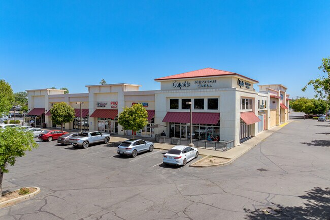 Más detalles de 865 Colusa Ave, Yuba City, CA - Local en venta