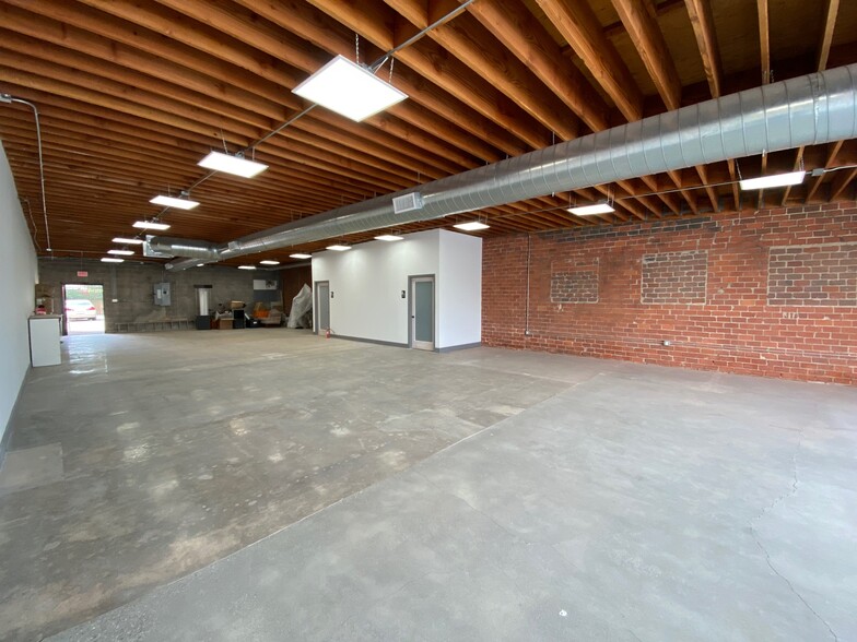 2821-2825 Crenshaw Blvd, Los Angeles, CA en alquiler - Foto del interior - Imagen 3 de 4