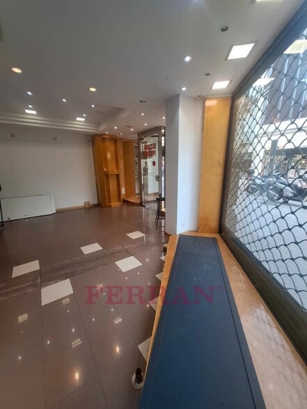 Local en Barcelona, Barcelona en alquiler - Foto del interior - Imagen 2 de 10