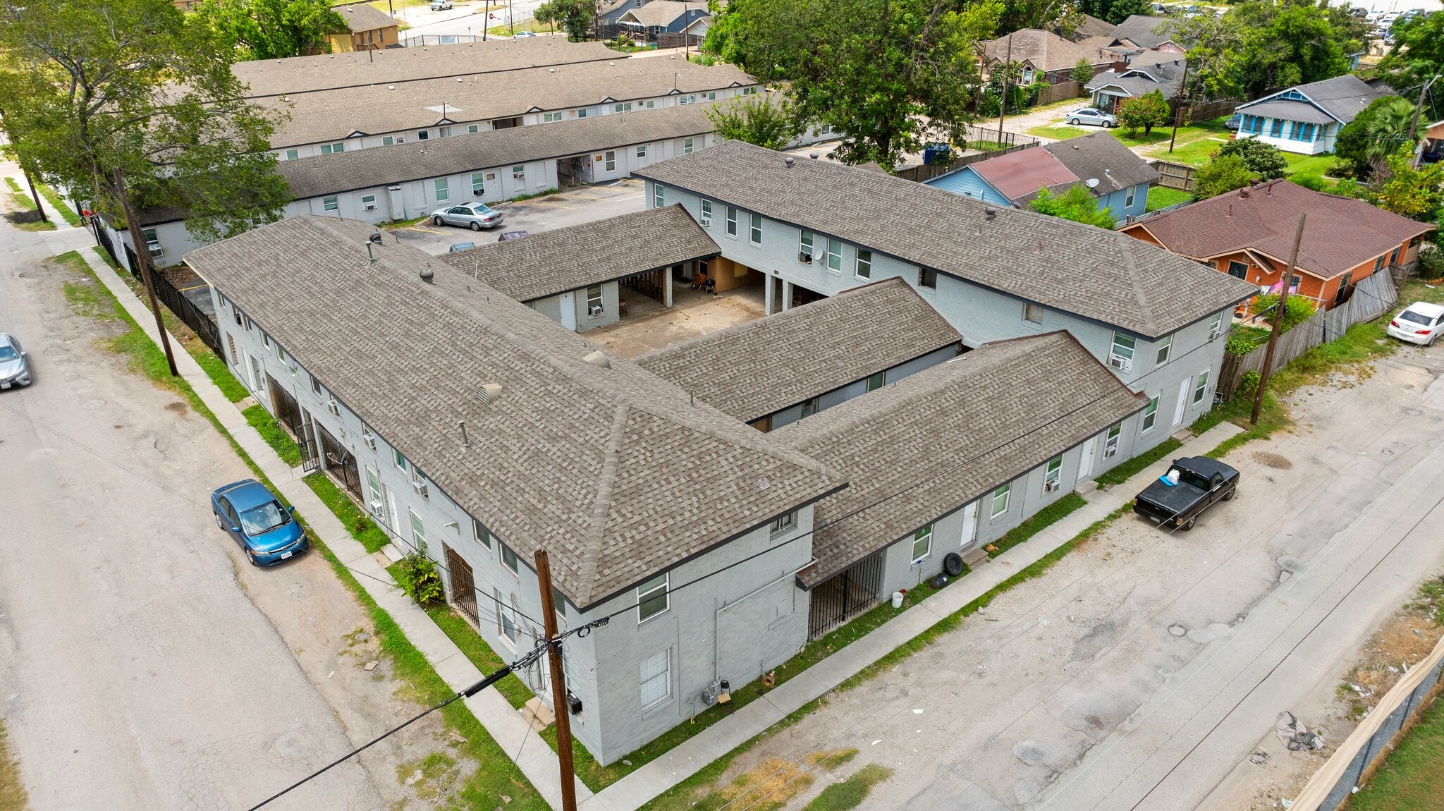 8221 Brumblay St, Houston, TX en venta Foto del edificio- Imagen 1 de 39