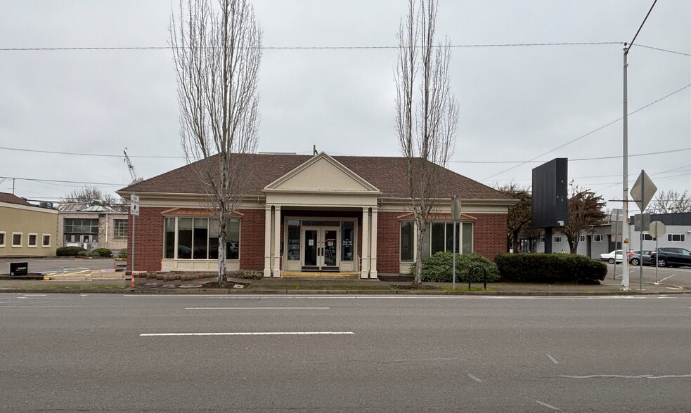 201 NW 3rd St, Corvallis, OR en alquiler - Foto del edificio - Imagen 1 de 1