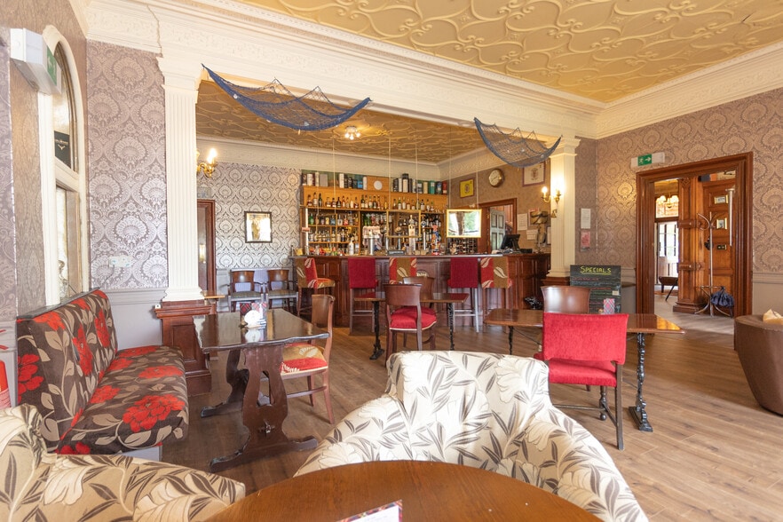 Morangie & Mansfield Castle Hotels cartera de 2 inmuebles en venta en LoopNet.es - Foto del edificio - Imagen 2 de 15