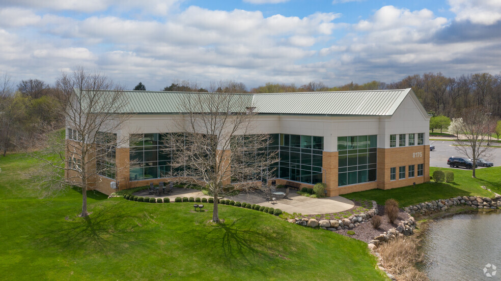 8175 Creekside Dr, Portage, MI en alquiler - Foto del edificio - Imagen 1 de 6