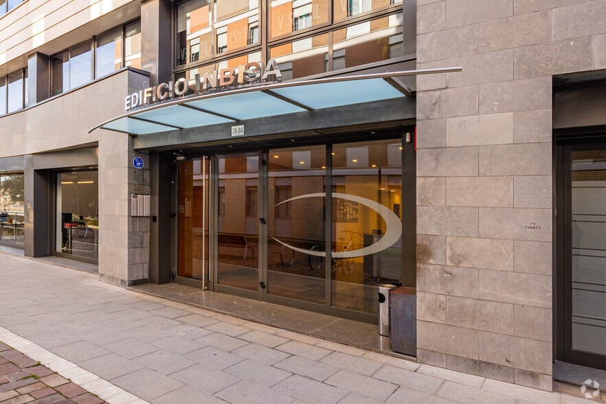 Carrer Borrell, 30, Sant Cugat del Vallès, Barcelona en alquiler - Foto del edificio - Imagen 2 de 4
