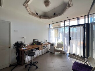 Más detalles de 17 Curlewis St, Bondi Beach - Local en alquiler