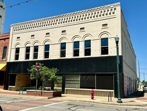 401-403 S Main St, Jonesboro, AR en alquiler Foto del edificio- Imagen 1 de 6