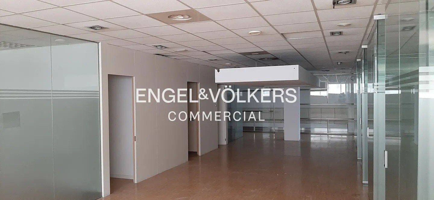 Sant Cugat del Vallès, BAR 08173 - - - Foto del interior - Image 1 of 4