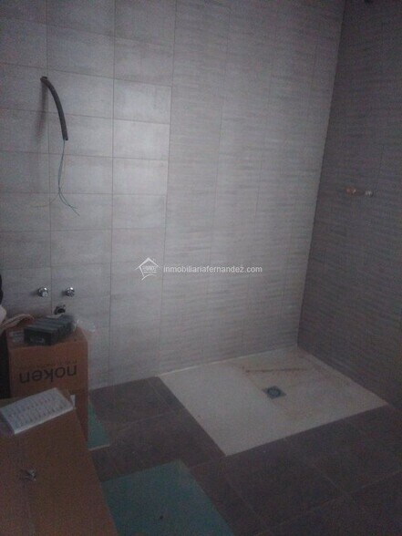 Local en Cáceres en venta - Foto del edificio - Imagen 2 de 7