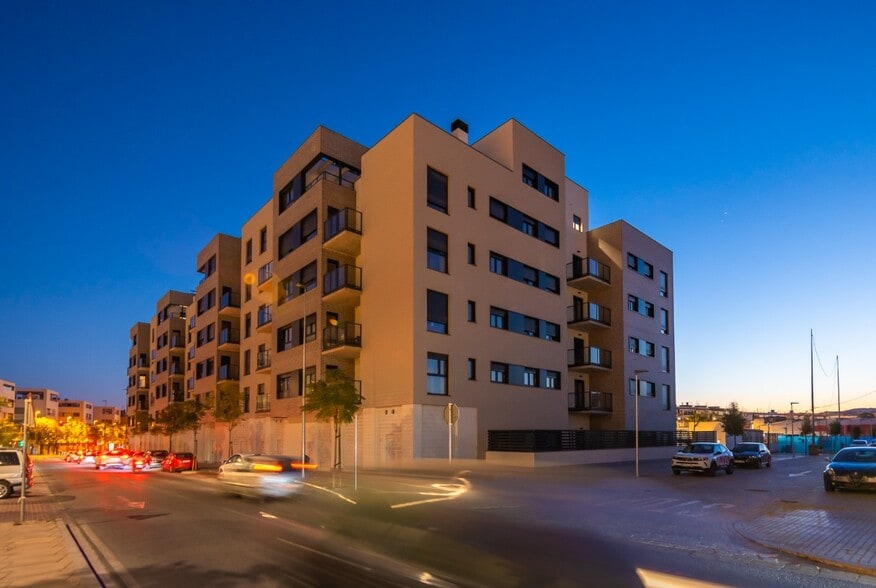 Avenida Virgen de las Angustias, 2, Córdoba, Córdoba en venta - Foto del edificio - Imagen 2 de 2