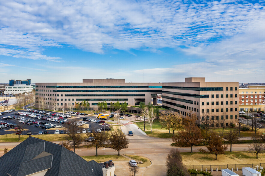 14000 N Quail Springs Pky, Oklahoma City, OK en alquiler - Foto del edificio - Imagen 3 de 10