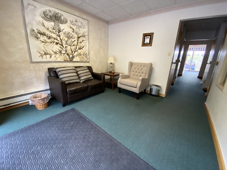 4400 Old William Penn Hwy, Monroeville, PA en alquiler - Foto del interior - Imagen 3 de 3