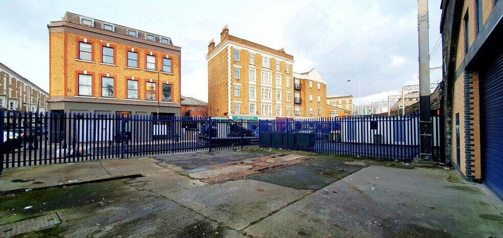 Three Colts Ln, London en alquiler - Foto del edificio - Imagen 3 de 10