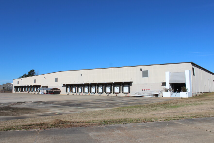 195 Industrial Blvd, Madison, MS en alquiler - Foto del edificio - Imagen 1 de 9