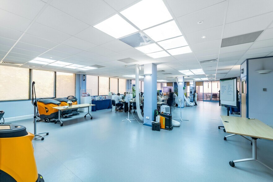 Pyramid Close, Northampton en venta - Foto del edificio - Imagen 3 de 9