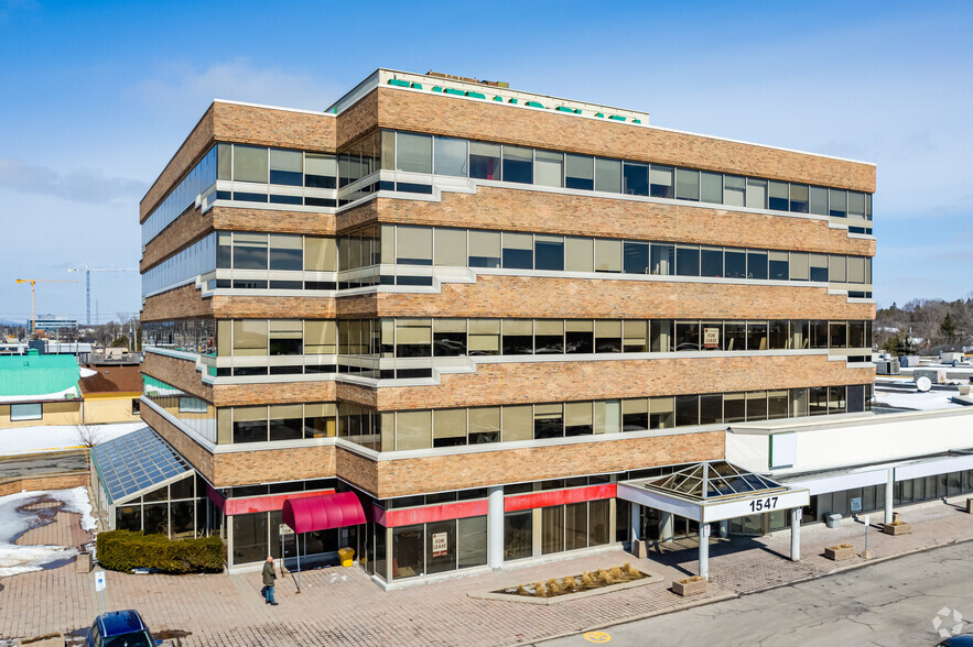 1547 Merivale Rd, Ottawa, ON en alquiler - Foto del edificio - Imagen 2 de 7