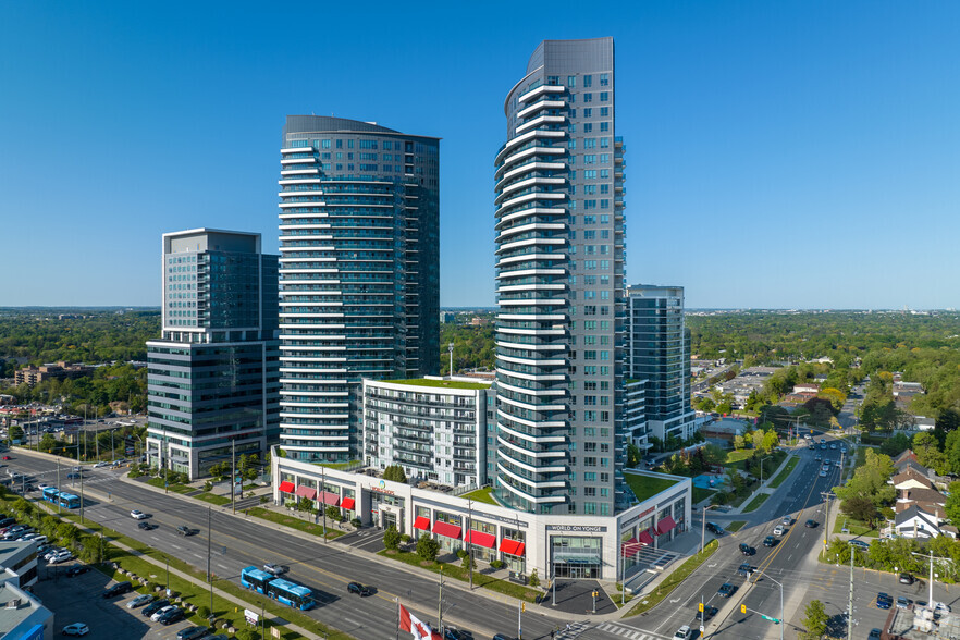 7163 Yonge St, Markham, ON en venta - Foto del edificio - Imagen 1 de 6