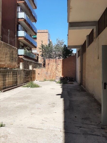 Edificio residencial en Sant Feliu De Llobregat, Barcelona en venta - Foto del edificio - Imagen 3 de 3