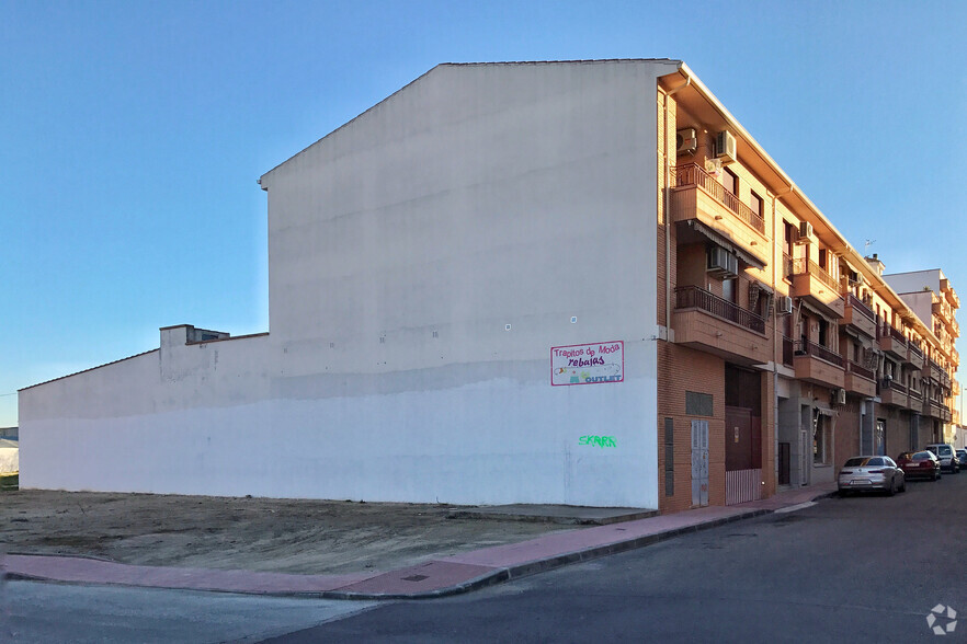 Calle Batalla De Brunete, 4, Torrijos, Toledo en alquiler - Foto del edificio - Imagen 2 de 2