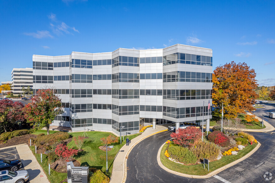 2 Transam Plaza Dr, Oakbrook Terrace, IL en alquiler - Foto del edificio - Imagen 1 de 13