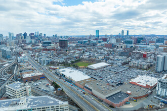 14-22 McGrath Hwy, Somerville, MA - vista aérea  vista de mapa