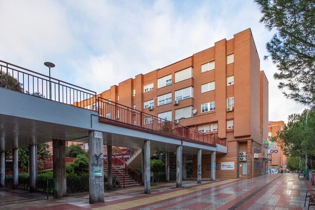 Más detalles de Plaza Pablo Picasso, 1-7, Rivas-Vaciamadrid - Oficina/Local, local en alquiler