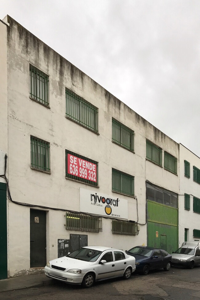 Más detalles de Calle Guindos, 8, San Sebastián de los Reyes - Nave en venta