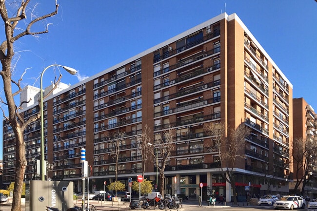 Más detalles de Edificio residencial​ en venta