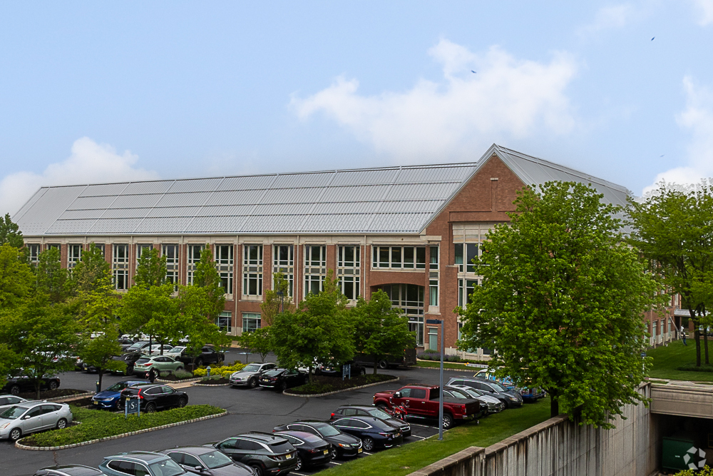 1800 American Blvd, Pennington, NJ en alquiler Foto del edificio- Imagen 1 de 3