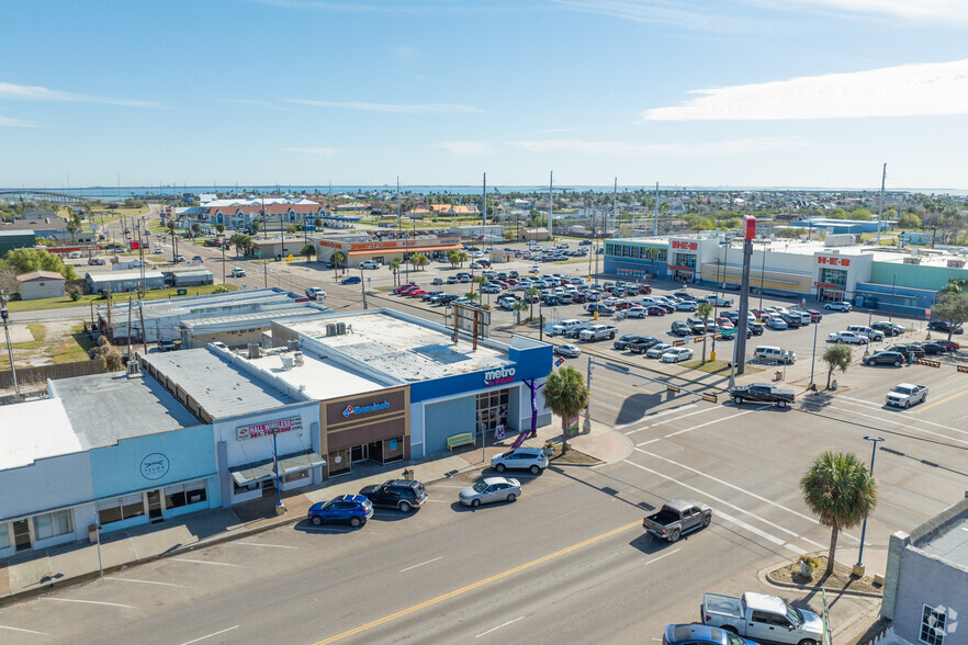 361 S Commercial St, Aransas Pass, TX en venta - Vista aérea - Imagen 3 de 11