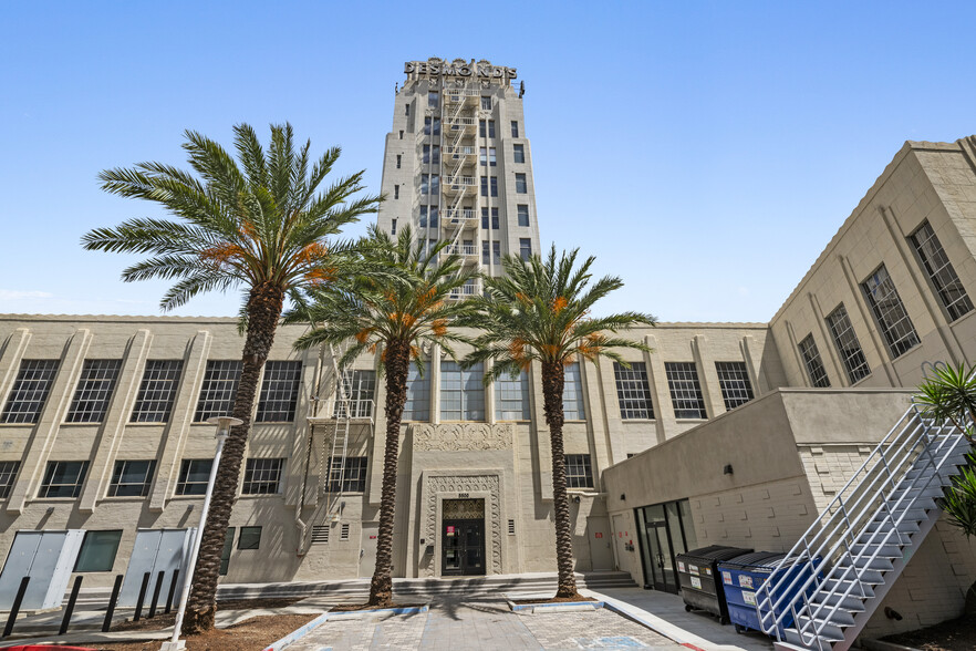 5500-5528 Wilshire Blvd, Los Angeles, CA en alquiler - Foto del edificio - Imagen 2 de 15