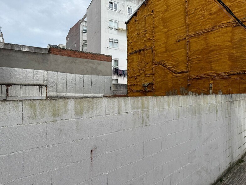 Terreno en A Coruña en venta - Foto del edificio - Imagen 2 de 6