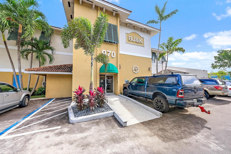 970 W Mcnab Rd, Fort Lauderdale, FL en venta - Foto del edificio - Imagen 2 de 30