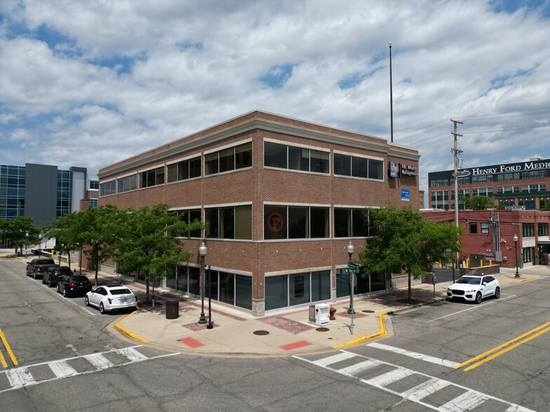 215 S Center St, Royal Oak, MI en alquiler - Foto del edificio - Imagen 3 de 7