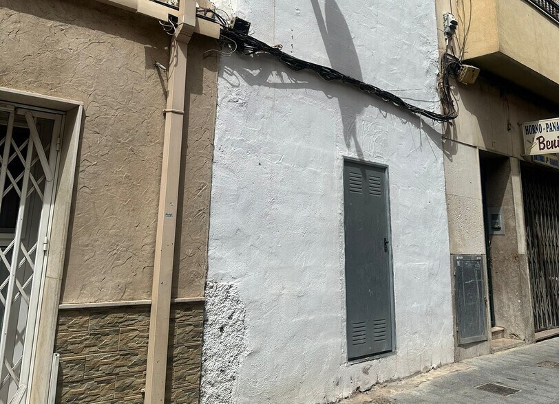 Pla?A Capuchinos, Orihuela, Alicante en venta - Foto principal - Imagen 2 de 12