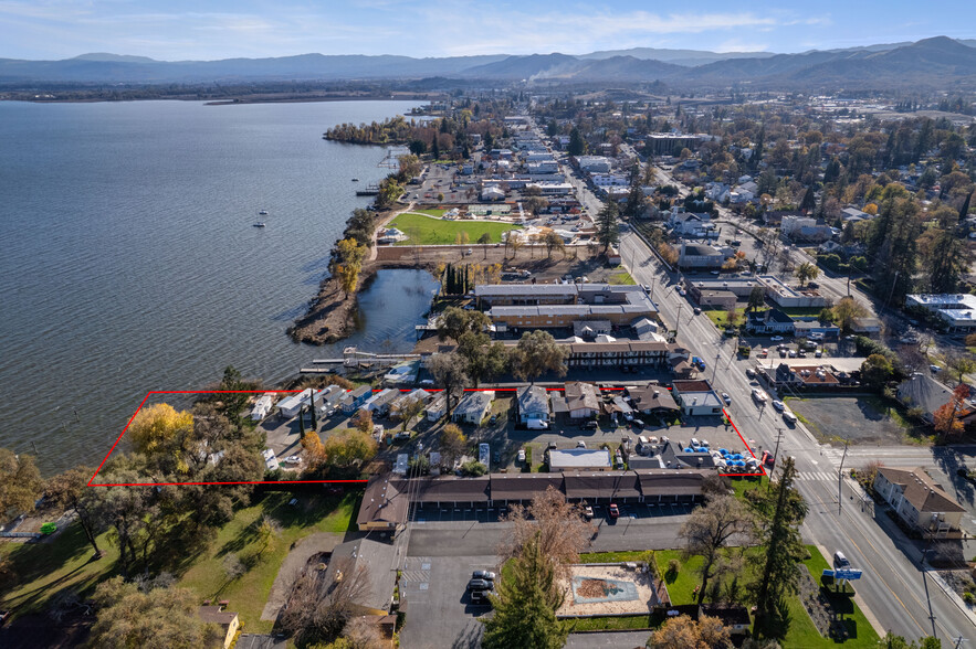 1060 N Main St, Lakeport, CA en venta - Foto del edificio - Imagen 2 de 28