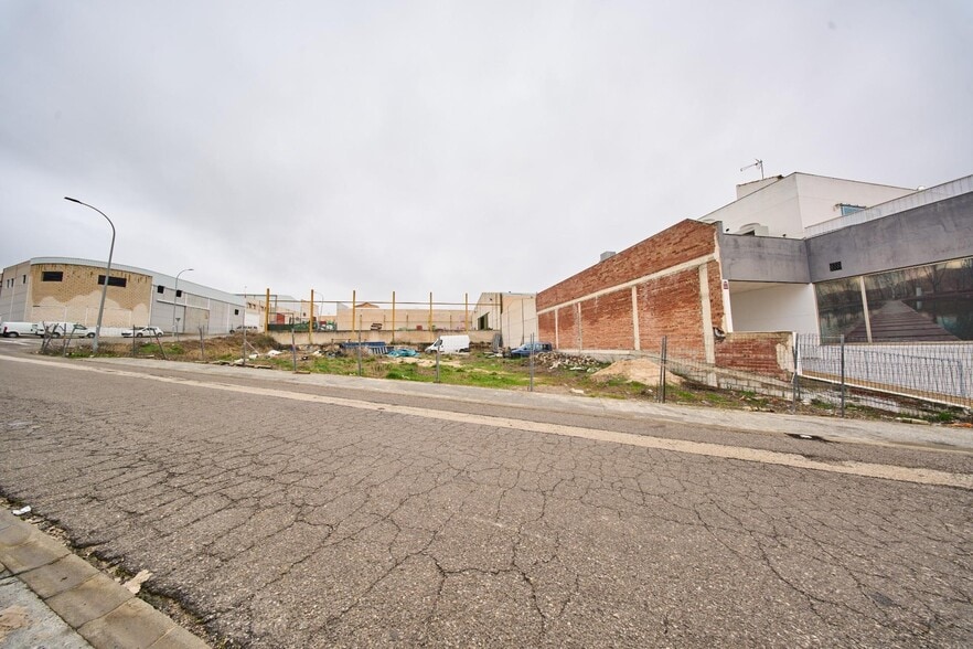 Calle Peral, 19P, Castillo de Locubín, Jaén en venta - Foto de la construcción - Imagen 1 de 7