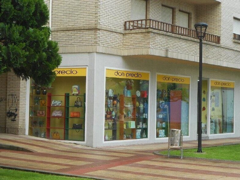 Local en La Robla, León en venta - Foto del edificio - Imagen 2 de 3