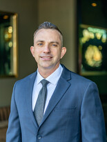 Michael Douglas, CCIM