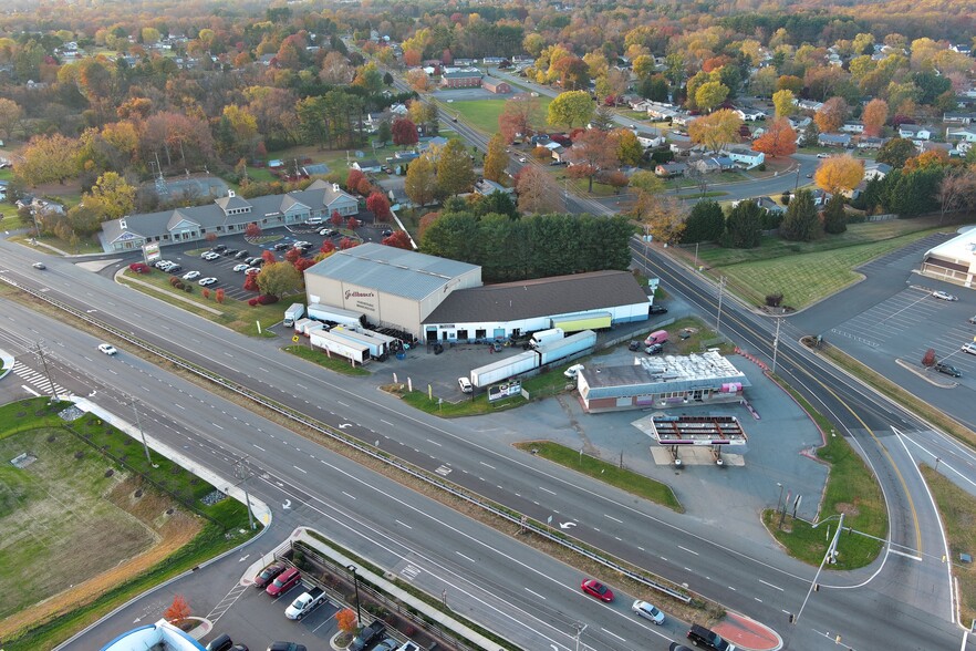 700 E Pulaski Hwy, Elkton, MD en alquiler - Foto del edificio - Imagen 1 de 15