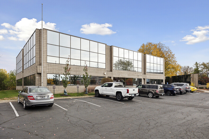 7250 Metro Blvd, Edina, MN en alquiler - Foto del edificio - Imagen 3 de 10