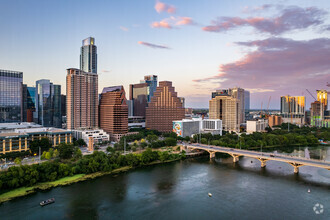 111 Congress Ave, Austin, TX - VISTA AÉREA  vista de mapa