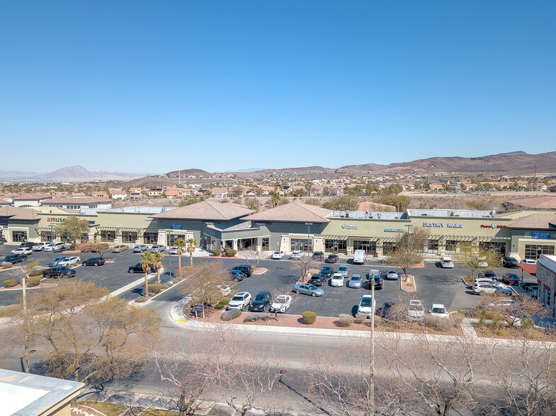 2550 Anthem Village Dr, Henderson, NV en alquiler - Foto del edificio - Imagen 3 de 37