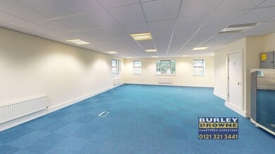 Buntsford Dr, Bromsgrove en venta Foto del interior- Imagen 2 de 7