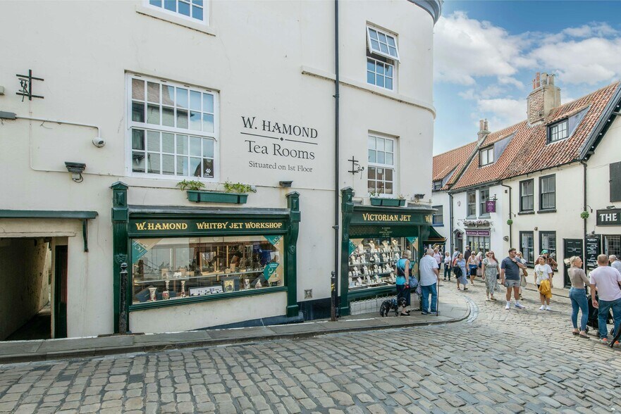 112-113 Church St, Whitby en venta - Foto del edificio - Imagen 3 de 13