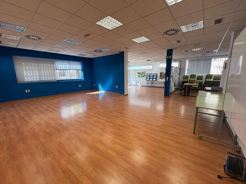 Local en Córdoba, Córdoba en venta - Foto del interior - Imagen 1 de 32