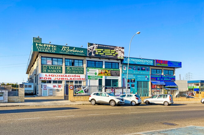 Más detalles de Calle Quitapesares, 20 local 42 B, Villaviciosa de Odón - Nave en venta