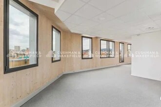 10 Place Bougainville, Marseille en venta Foto del interior- Imagen 2 de 4